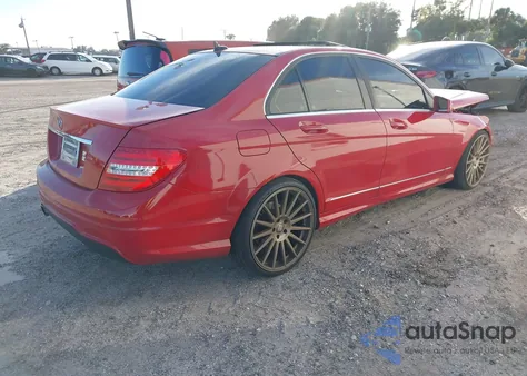 2012 Mercedes-Benz C 250 Sport from USA, damaged, VIN WDDGF4HB9CA637578